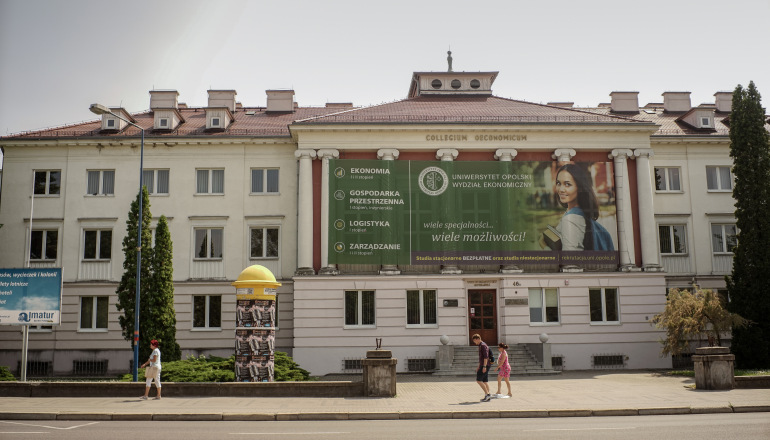 Zdjęcie nagłówkowe otwierające podstronę: Przed nami szósta debata „Porozmawiajmy o ekonomii”